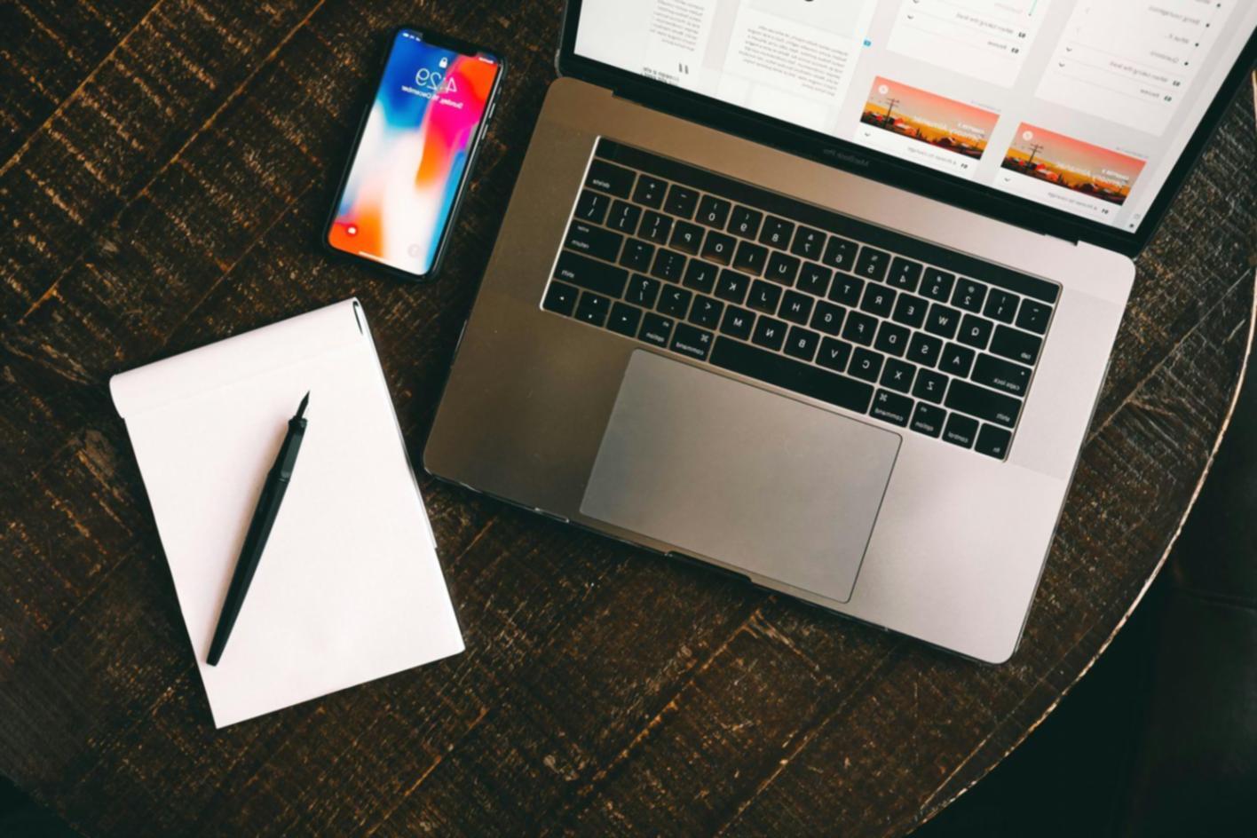 Session de formation en analyse financière avec supports pédagogiques